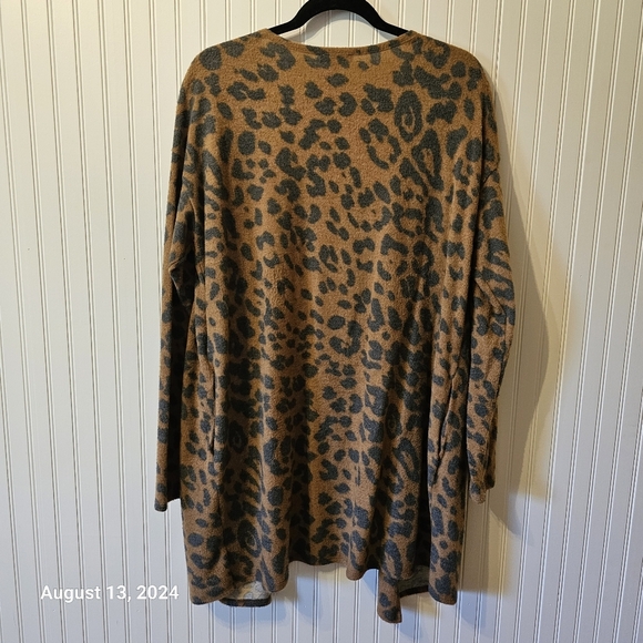 White Birch Leopard Animal Print Open Front Cardigan - Picture 2 of 4